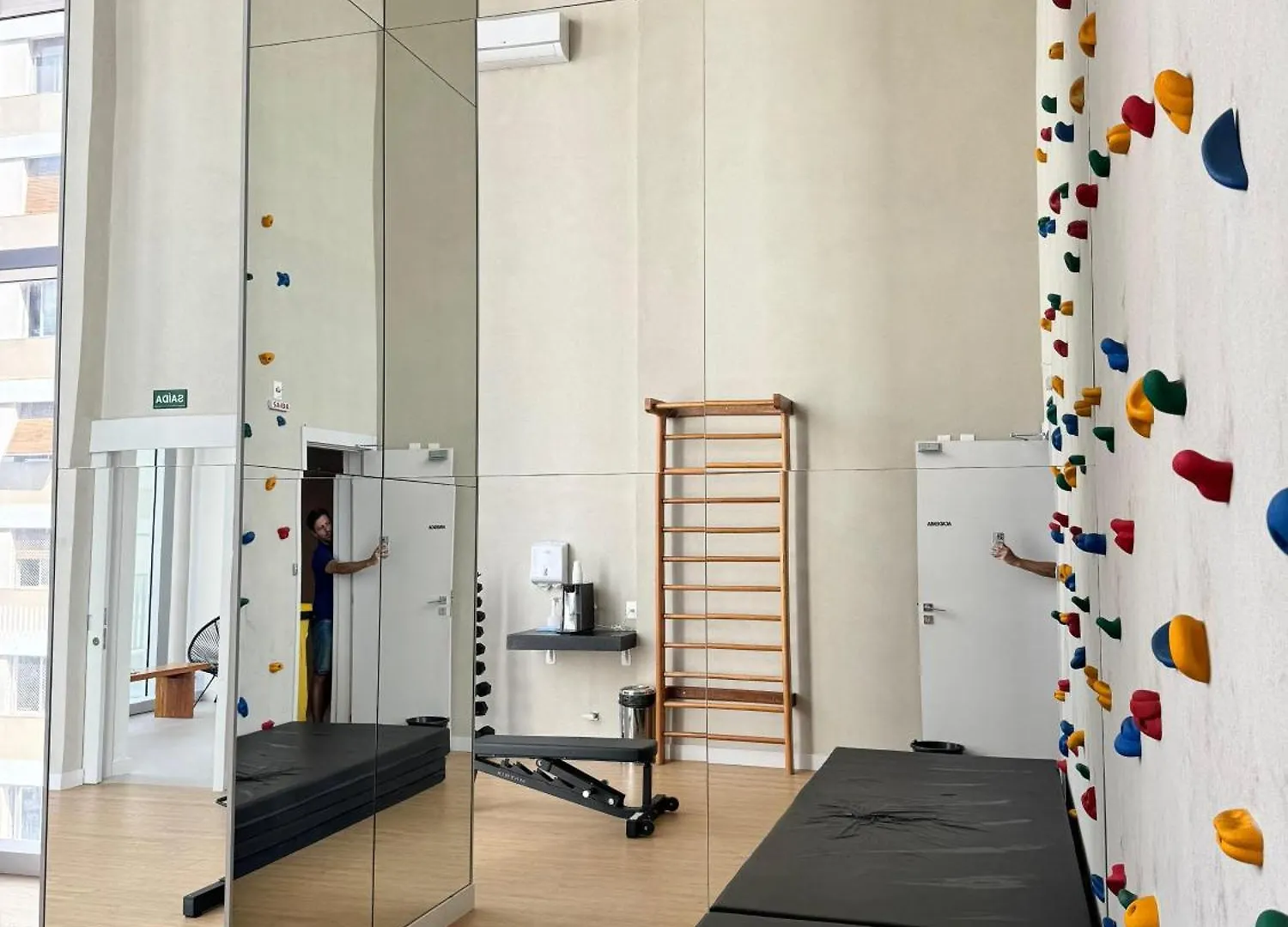 Moderno Em Endereco Privilegiado, Trabalho E Lazer Sao Paulo Apartment